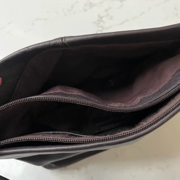 Etienne Aigner Vintage Genuine Cowhide Brown Leather Crossbody Handbag OS - Picture 8 of 11